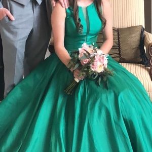 Sherri Hill Emerald green ball gown